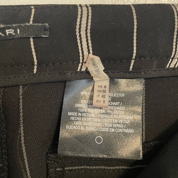 T Tahari Black Pinstripe Straight-Leg Trousers size 6 - Picture 5 of 8
